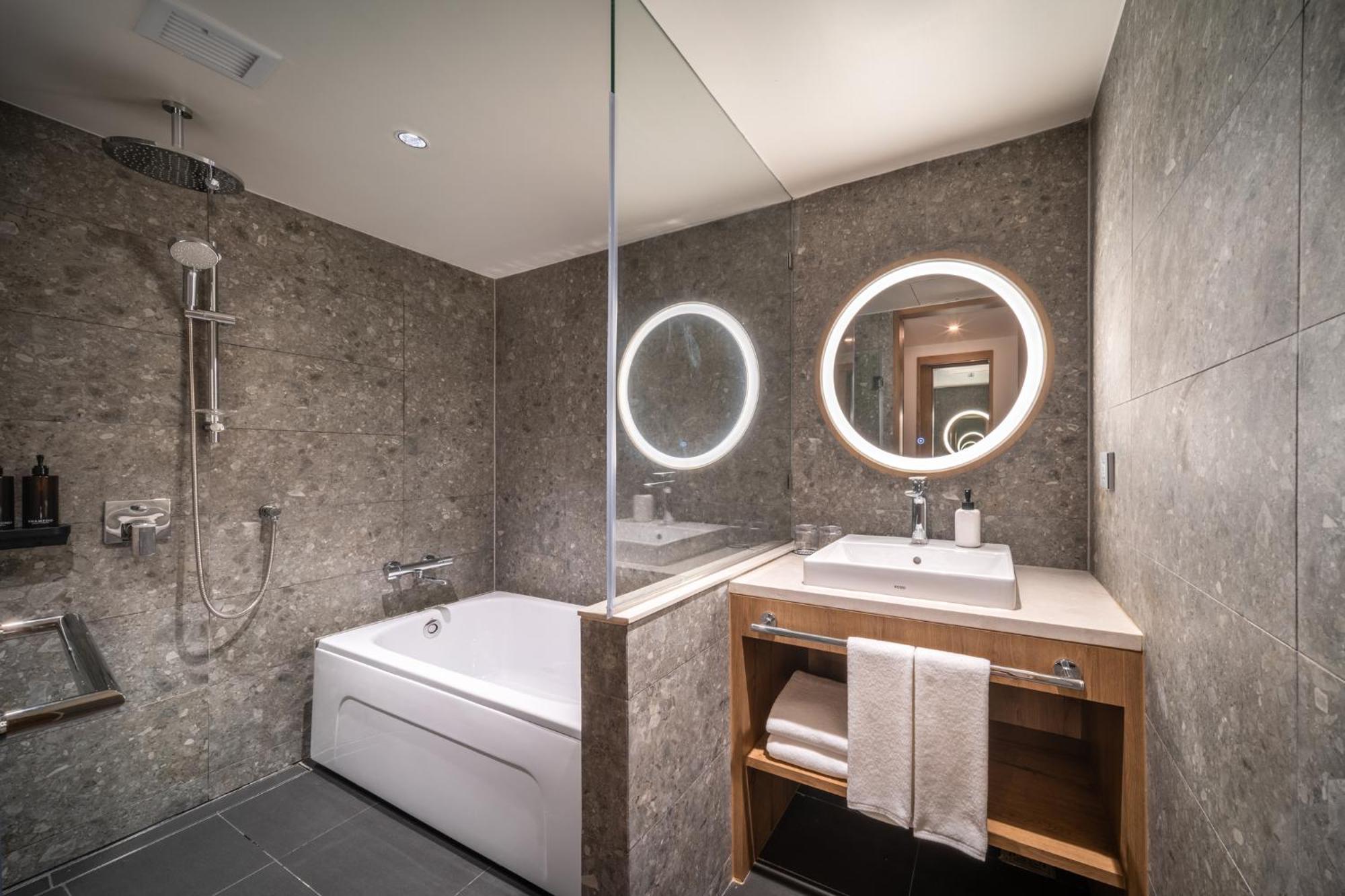 Sotetsu Grand Fresa Bangkok Hotel Екстериор снимка